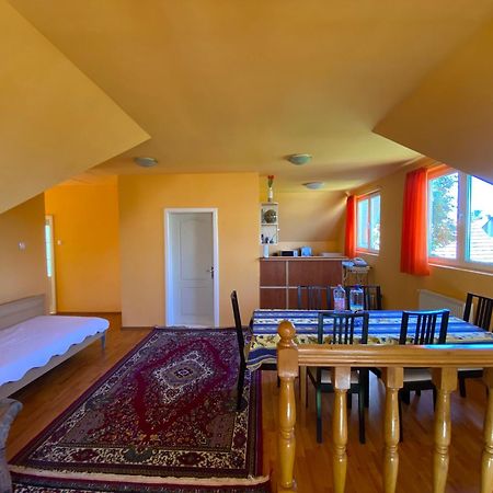 Fuzfa Apartman Joseni  외부 사진
